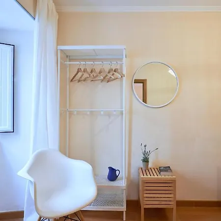 Spacious And Renovated With Amazing Patio, By Timecooler דירה *