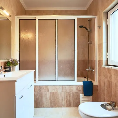 Lejlighed Spacious And Renovated With Amazing Patio, By Timecooler *