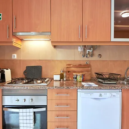Spacious And Renovated With Amazing Patio, By Timecooler Apartment Lisbon