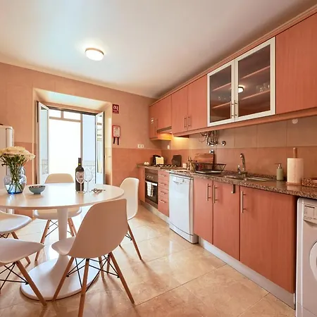 Spacious And Renovated With Amazing Patio, By Timecooler Lejlighed Lisboa