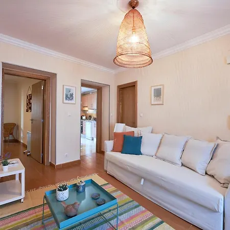 Spacious And Renovated With Amazing Patio, By Timecooler Lejlighed Lisboa