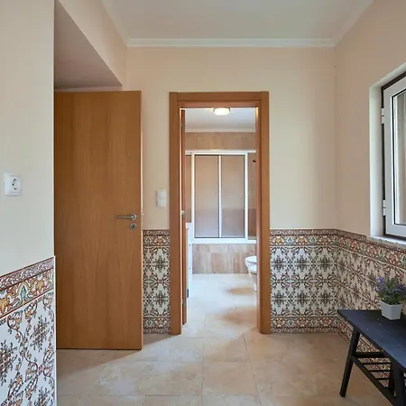 Spacious And Renovated With Amazing Patio, By Timecooler Lisbon
